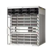 [P04-139] Catalyst 9400 Series 7 slot, S